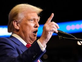【アメリカ大統領選】トランプ氏、再び物議を醸す発言 「アメリカは移民のゴミ箱」