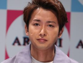 大野智、タトゥー＆髭でワイルド化！嵐25周年目前の衝撃