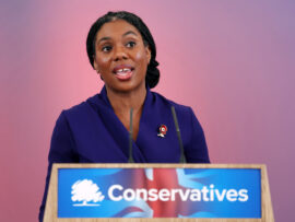 ベーデノック氏、英保守党新党首に選出！黒人女性初の快挙！
