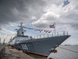 インドネシアとロシア、初の合同軍事演習：ジャワ海で緊密な連携をアピール