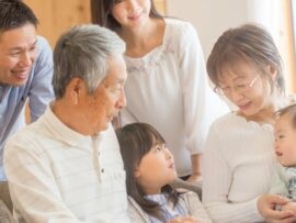 高齢の親とのコミュニケーション：魔法の言葉で円満解決！