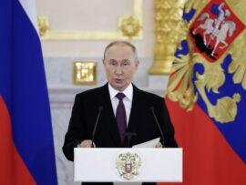露プーチン大統領、各国の新任大使を前に演説「西側との対立は望んでいない」