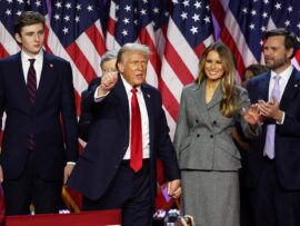トランプ前大統領、勝利宣言！家族と共に祝勝会、長男バロン氏のイケメンぶりにも注目集まる