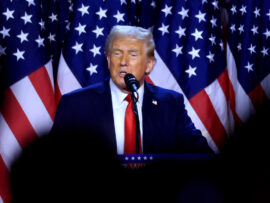 トランプ次期大統領暗殺計画、イラン工作員ら訴追の真相