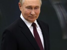 ロシア情勢：プーチン体制の鉄のカーテン、その深淵に迫る