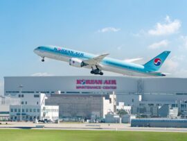 大韓航空機で「非常口前の乗務員座席に座る！」と暴れた外国人乗客…韓国到着後、警察に