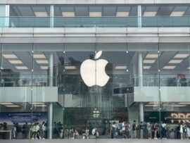 ロシア人が大金を握りしめて香港のアップルストアを訪問する理由