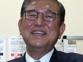 石破新首相、国会で居眠り？国民の不安と期待が交錯