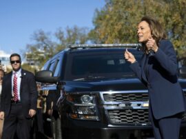 ハリス副大統領、インタビュー前に司会者団体へ巨額寄付の真相とは？