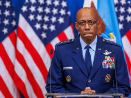 トランプ氏、軍幹部粛清の委員会新設を検討か？波紋広がる米軍人事