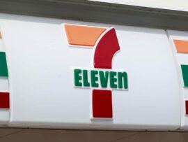 セブンイレブン、万引き対策で物議　顔写真掲示は「プライバシーへの配慮欠く」と本部