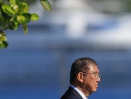 石破政権を揺るがす「赤澤案件」とは？ 経済再生相の異例な権力掌握の実態