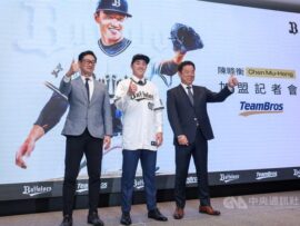 オリックス入団の陳睦衡が台北で会見 福良GM、台湾選手のレベルに太鼓判