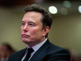 テスラCEOイーロン・マスク氏の巨額報酬案、再び無効の判決！15兆円は高額すぎ？
