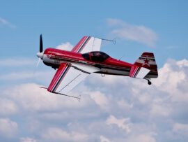 ウクライナ空軍、旧式練習機Yak-52で再びロシア軍ドローンを狩る！