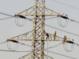 開城工業団地への送電線撤去、北朝鮮の意図を読み解く：送電塔倒壊の真相と労働者の人権問題