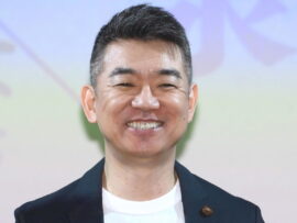 ん！？飲み食い政治批判の橋下徹氏　安倍首相らからゴチになった慰労会蒸し返される「やってんじゃねーかよ！」北斗晶小突く