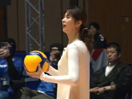 木村沙織、SVリーグ始球式で華麗なプレーを披露！現役時代を彷彿とさせる姿に会場騒然！