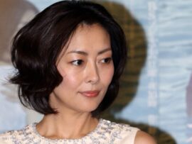 中山美穂さん、54歳で急逝：自宅浴槽で発見される
