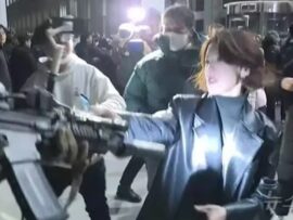 国会議事堂突入事件：銃を掴んだ女性議員、アン・グィリョン氏の勇気と波紋