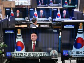 韓国大統領、非常戒厳宣言を謝罪　今後の政局は与党に一任