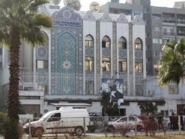 ダマスカス陥落：イラン大使館襲撃、シリア情勢緊迫