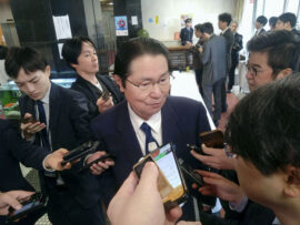 衛藤氏、政倫審欠席は党幹部要請と主張　旧安倍派裏金問題で波紋