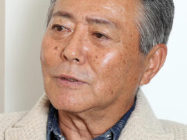 小倉智昭さん、77歳で逝去：膀胱がんとの闘病生活、最愛の妻との絆を深めて