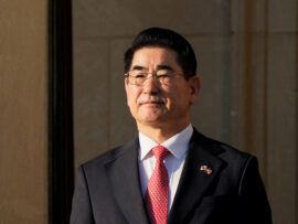 韓国の金前国防相が自殺未遂、命に別状なし　拘置所内で