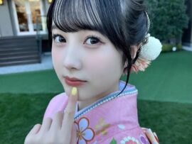 本田紗来、可憐な晴れ着姿で新成人を祝福！妹・望結との姉妹ショットも公開
