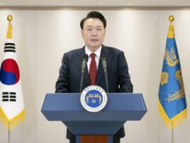 韓国大統領、戒厳令は正当と表明　野党は弾劾案再提出、14日採決