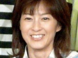 森尾由美さん、60代の一人暮らしを満喫中！電球交換も自分でこなすたくましい姿