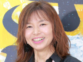 山口智子、60歳でも輝く金髪姿で上野樹里とドラマ共演！