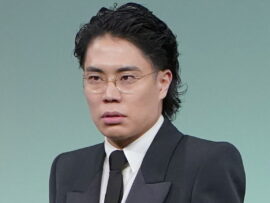 令和ロマン高比良くるま、生放送で不適切発言　波紋広がる