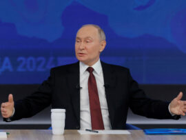 プーチン大統領、ウクライナでの戦況進展を強調　和平交渉への意欲も示す