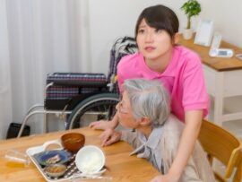 離れて暮らす親の老後：元気な姿の裏に潜むリスクを見逃さないために