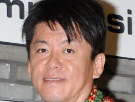 グアム解剖研修騒動：美容外科医の献体写真公開で倫理観問われる