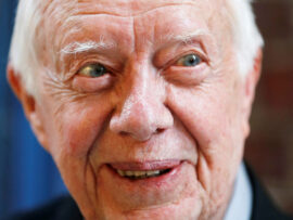 ジミー・カーター元米大統領、100歳で逝去：平和と人権への貢献を振り返る
