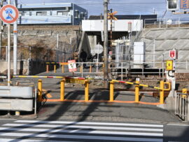 神戸市垂水区の踏切事故：中国人女性2名死亡、横断歩道信号待ちの可能性