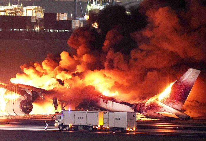 航空機衝突事故から1年：運輸安全委員会報告書が波紋を広げる