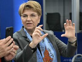 スイス、女性にも兵役義務を検討へ　国防相が表明、兵員不足解消へ新たな一歩