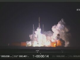 ブルーオリジン、新型大型ロケット「ニューグレン」初打ち上げも1段目回収失敗