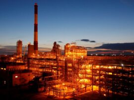 【ロシア最大級製油所再び攻撃か？】ウクライナ、タネコ製油所へのドローン攻撃を主張！炎上映像の真偽は？