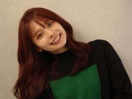足立佳奈、結婚後初のイメチェン！ふんわり巻き髪でさらに美しく