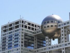 中居正広氏騒動で揺らぐフジテレビ：国際的な批判と今後の展望