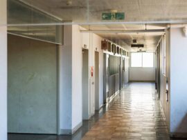 国立附属中学校教員のリアル：残業代は本当に出るのか？ 隠された長時間労働の実態