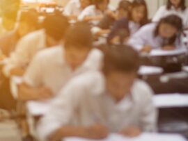 全国学力テスト：日本の教育現場を蝕む競争の影