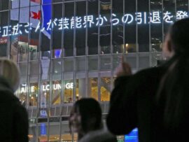 中居正広氏、電撃引退の真相：惜しむ声、批判の声、そしてテレビ業界の未来