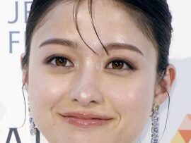 橋本環奈“パワハラの流儀”　元マネージャー、共演者、スタッフが続々告発《NHK「プロフェッショナル」では素顔とまるで違う言動が――》【全文公開】