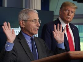 トランプ前大統領、ファウチ氏の警護打ち切りで波紋：医療専門家軽視の姿勢に批判噴出